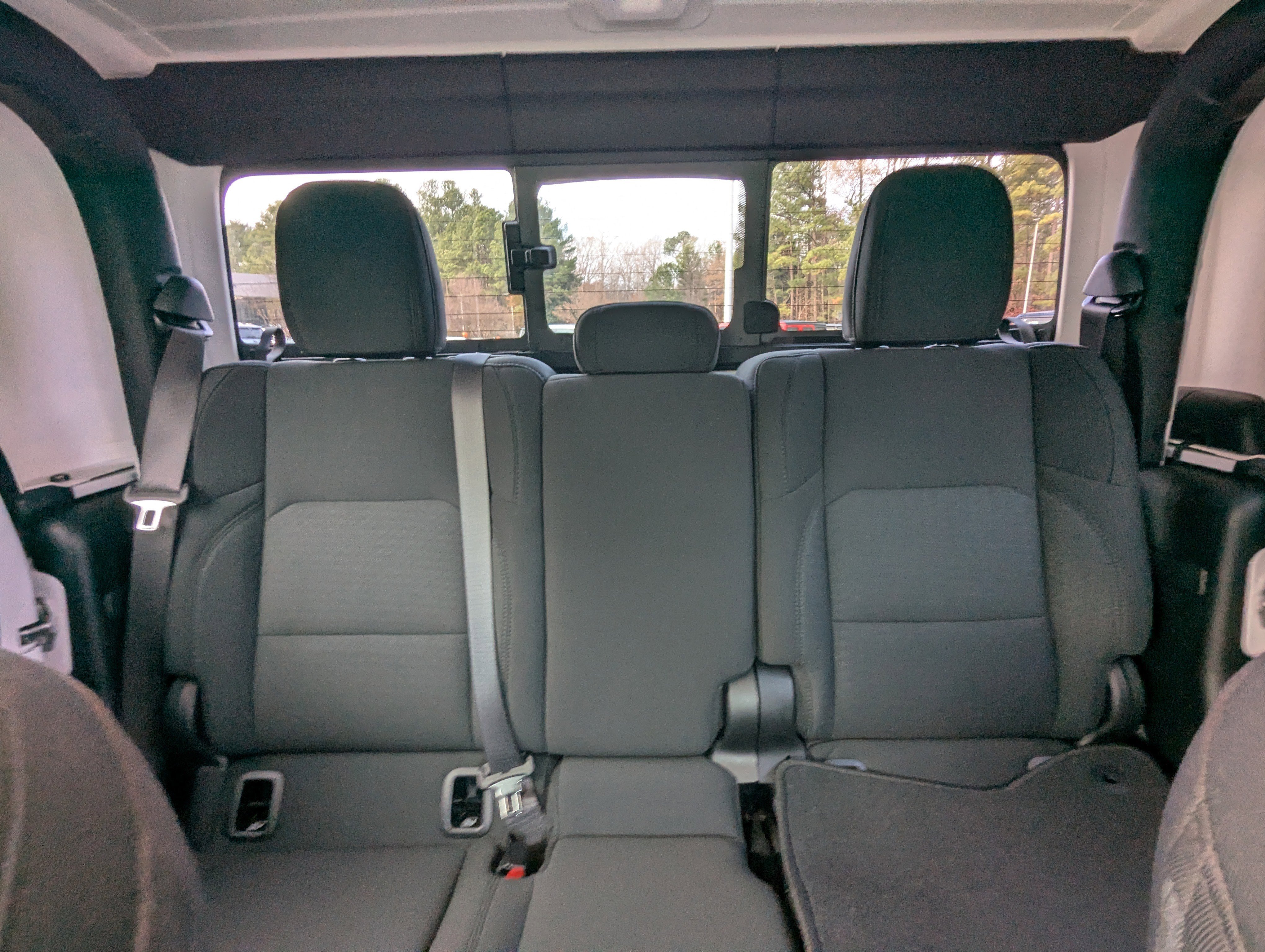 Used 2021 Jeep Gladiator Willys image 10