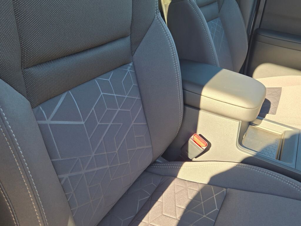 New 2026 Nissan Frontier SV w/ All-Weather Content Package image 7