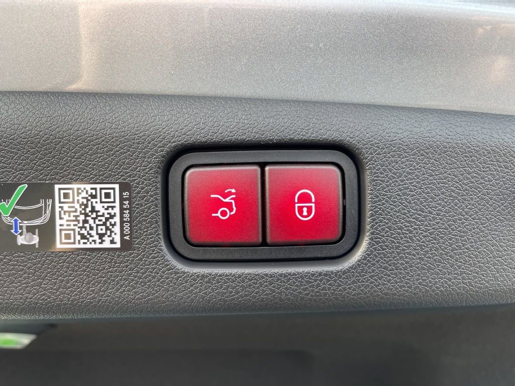 New 2026 Mercedes-Benz E 350 4MATIC Sedan image 27