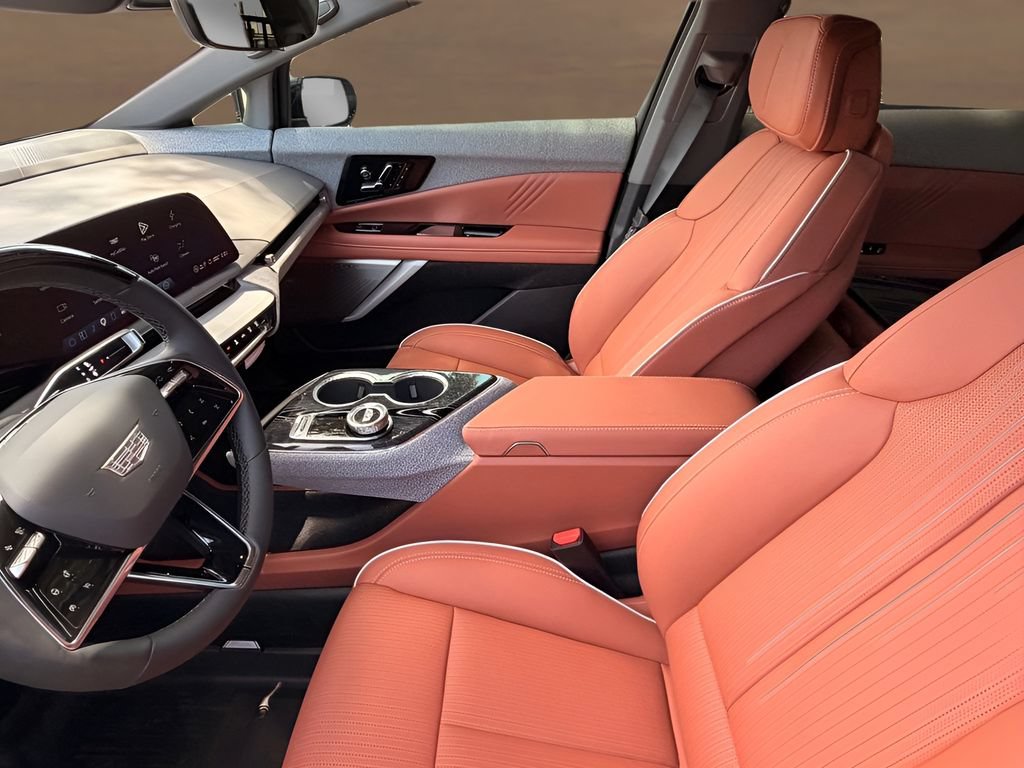 New 2027 Cadillac Optiq Premium Sport w/ LPO, Floor Liner Package AWD/4WD image 10