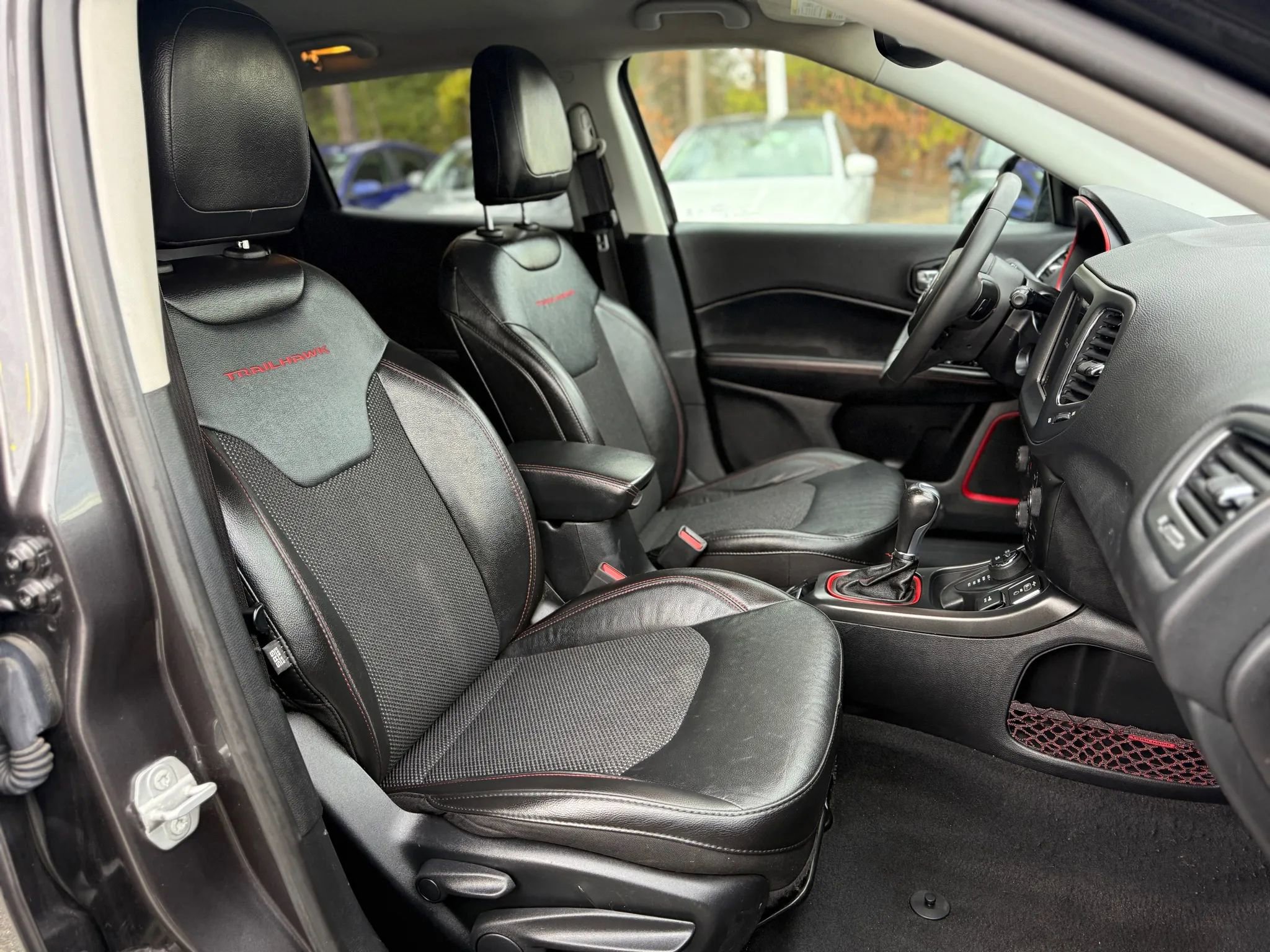 Used 2021 Jeep Compass Trailhawk image 11