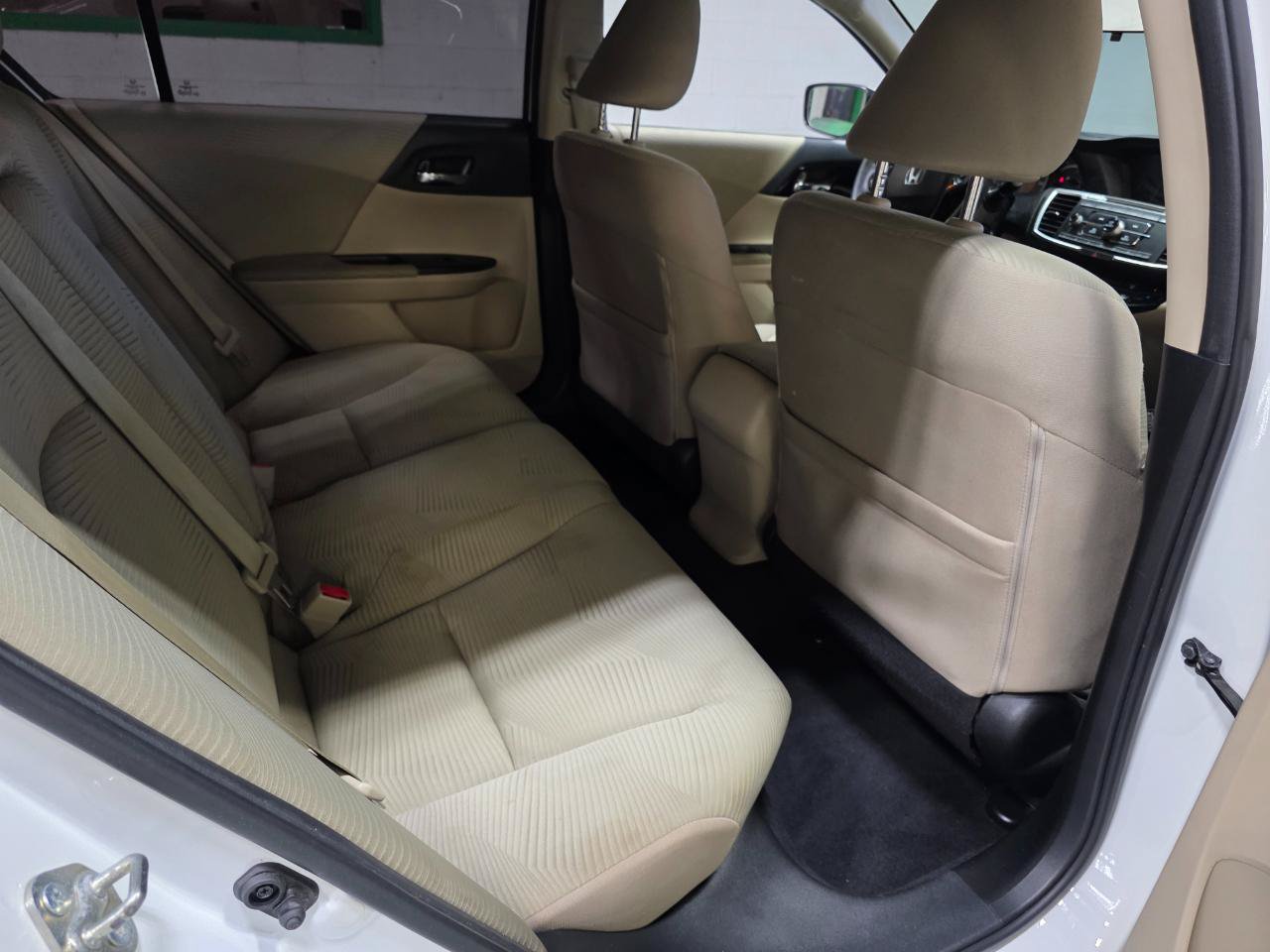Used 2016 Honda Accord LX image 22