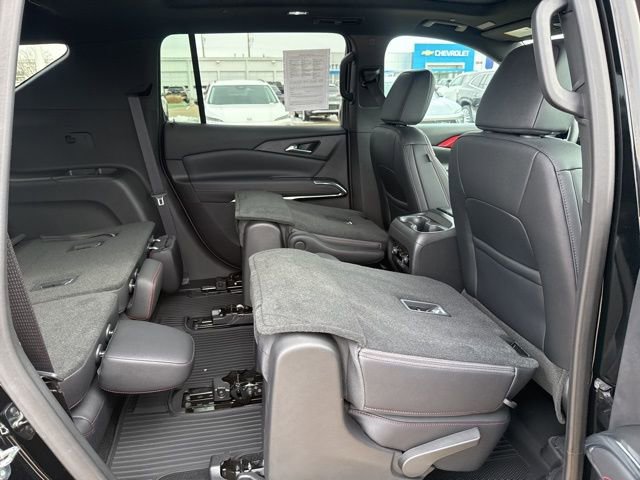 Used 2025 Chevrolet Traverse Z71 w/ Enhanced Driving Package image 50