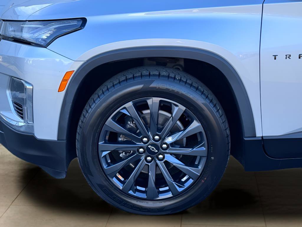 Used 2022 Chevrolet Traverse RS image 39