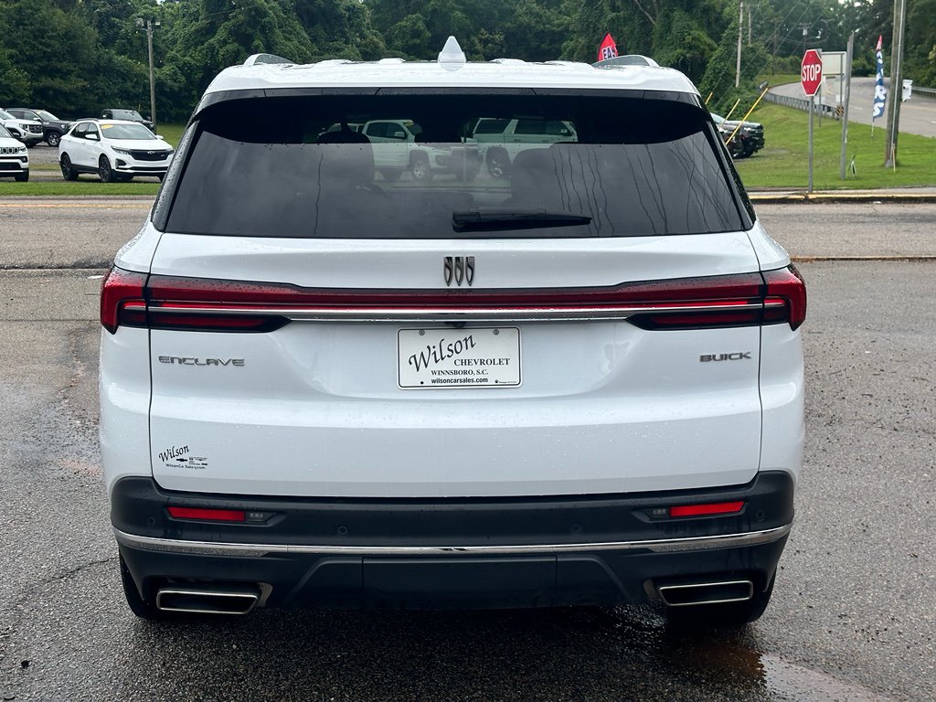 Used 2025 Buick Enclave Preferred FWD image 3