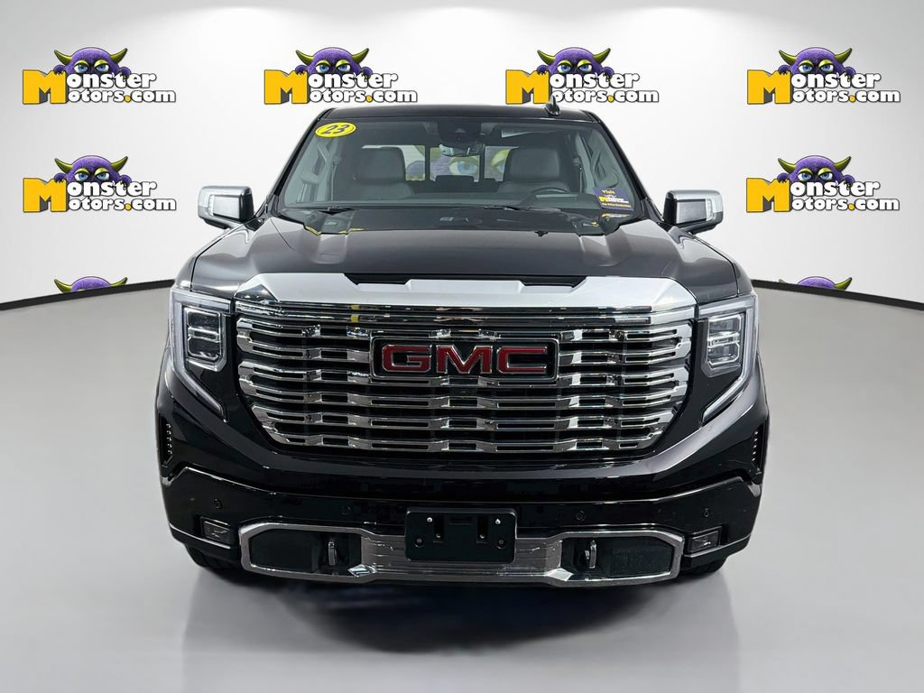 Used 2023 GMC Sierra 1500 Denali w/ Technology Package AWD/4WD image 2