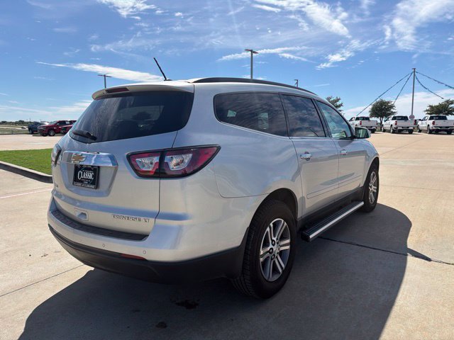 Used 2015 Chevrolet Traverse LT FWD image 4
