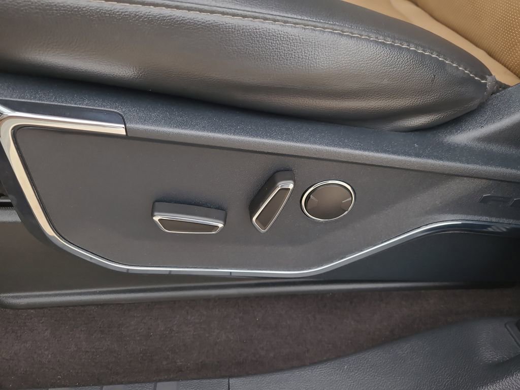 Used 2021 Ford F150 Lariat w/ Equipment Group 502A High image 21