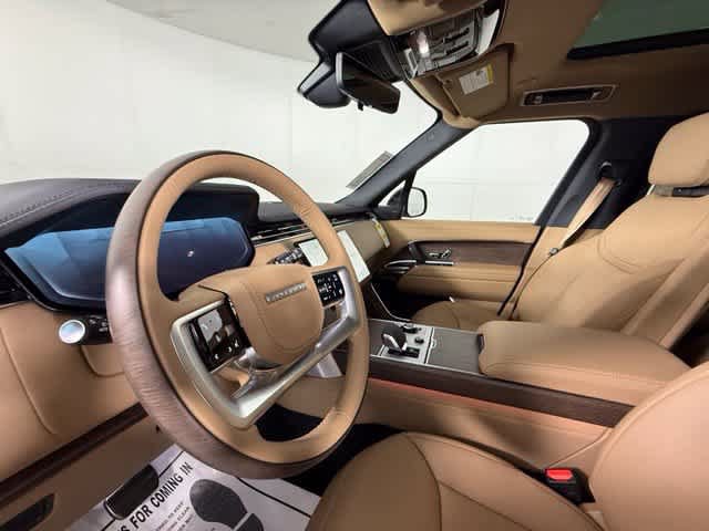 New 2027 Land Rover Range Rover Long Wheelbase SE AWD/4WD image 17