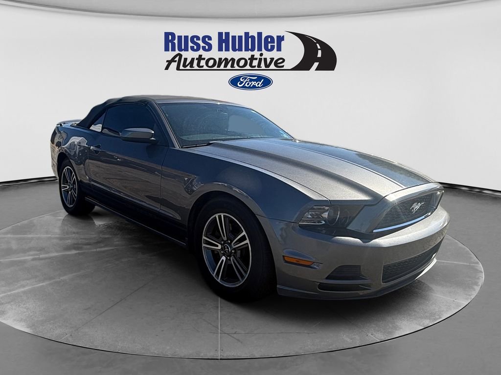 Used 2013 Ford Mustang Premium RWD image 7