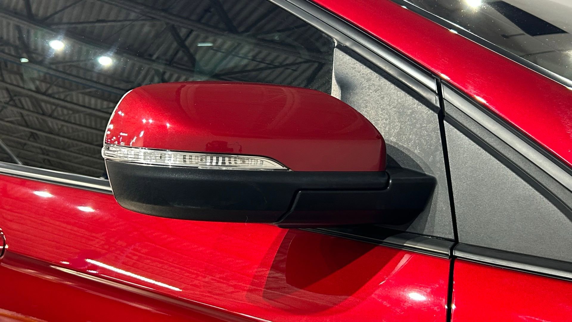 Used 2020 Ford Edge ST w/ Equipment Group 401A AWD/4WD image 12