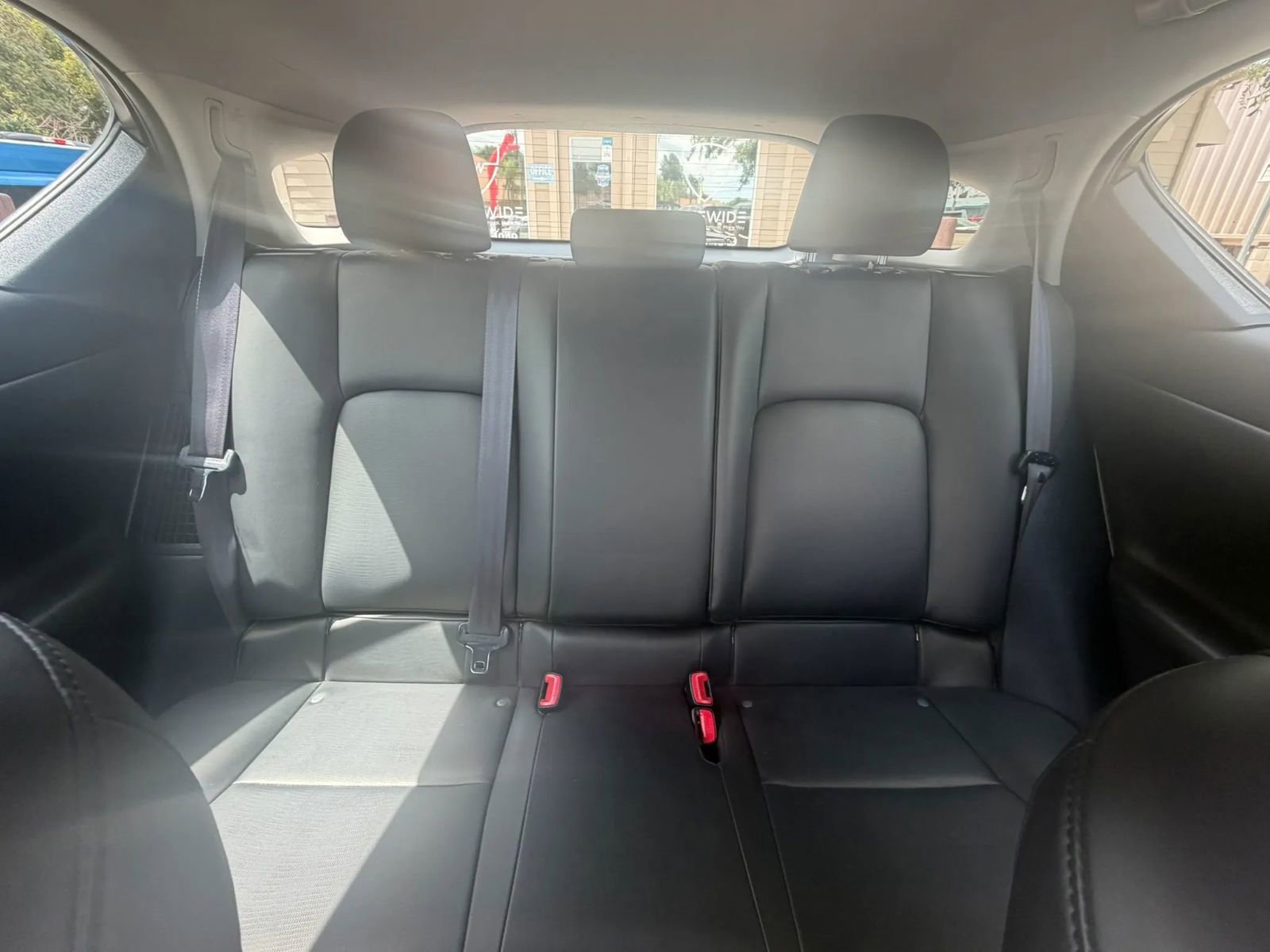 Used 2013 Lexus CT 200h w/ Premium Pkg w/Backup Camera FWD image 11