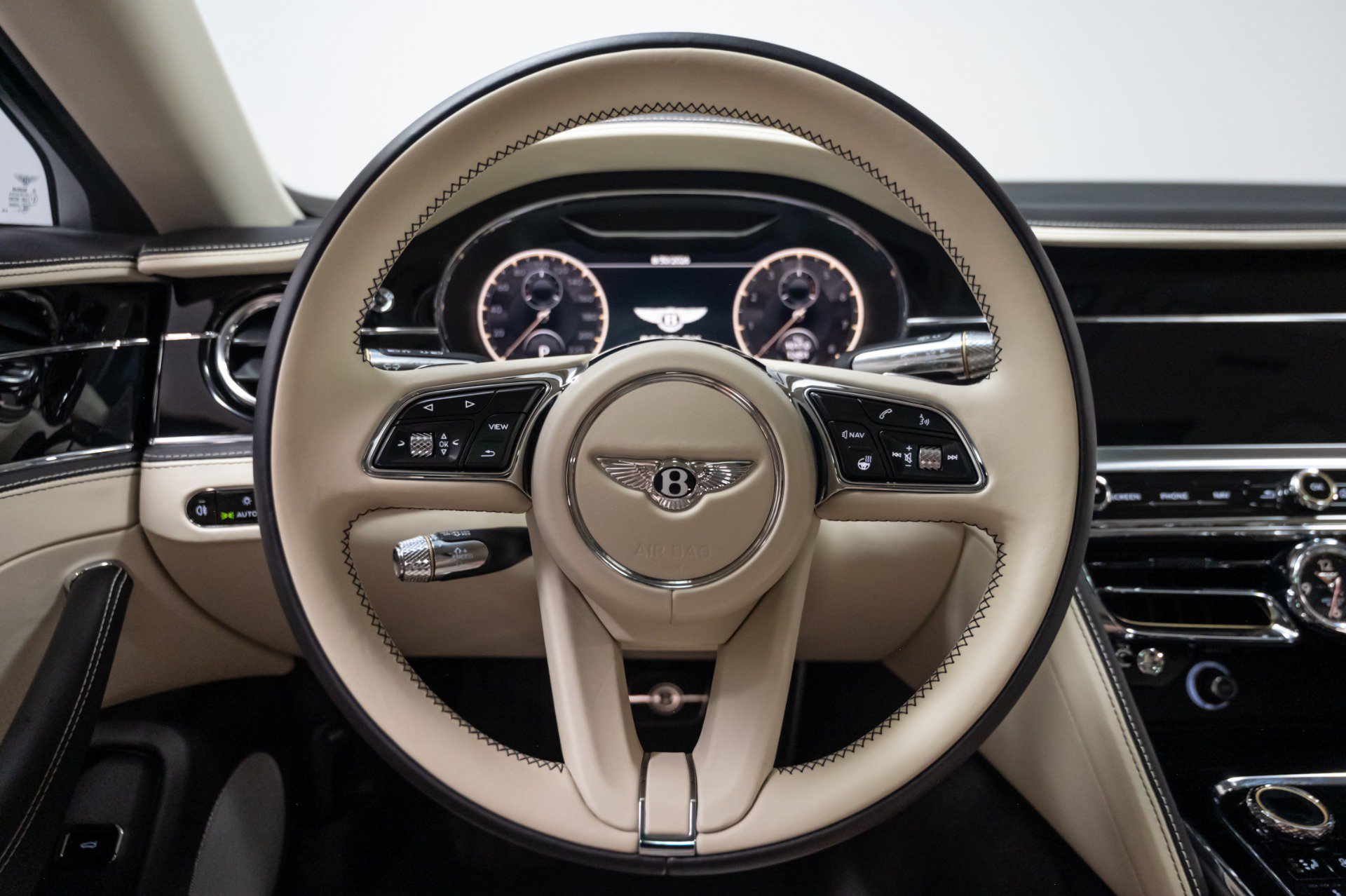 Used 2021 Bentley Flying Spur W12 AWD/4WD image 12
