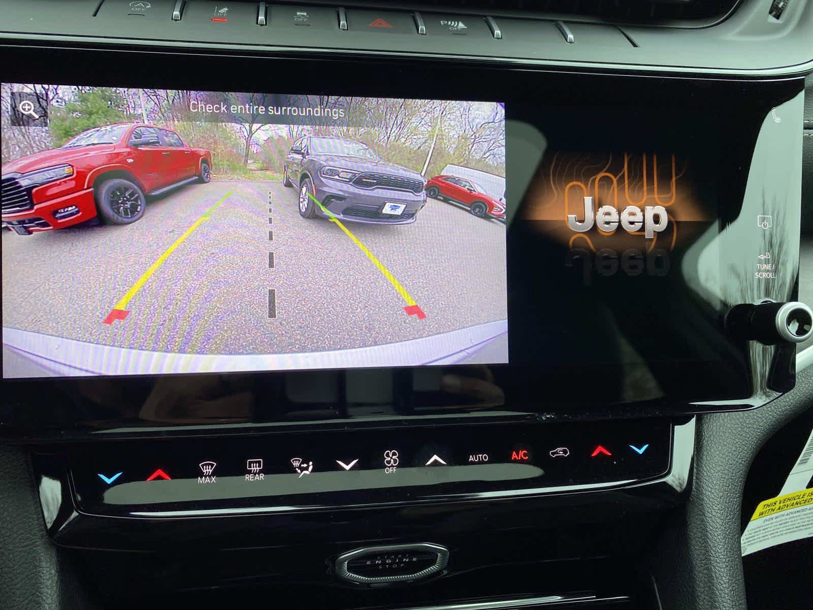 New 2026 Jeep Grand Cherokee Altitude AWD/4WD image 12