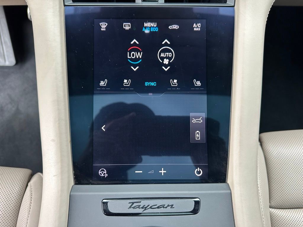 Certified 2022 Porsche Taycan GTS AWD/4WD image 34