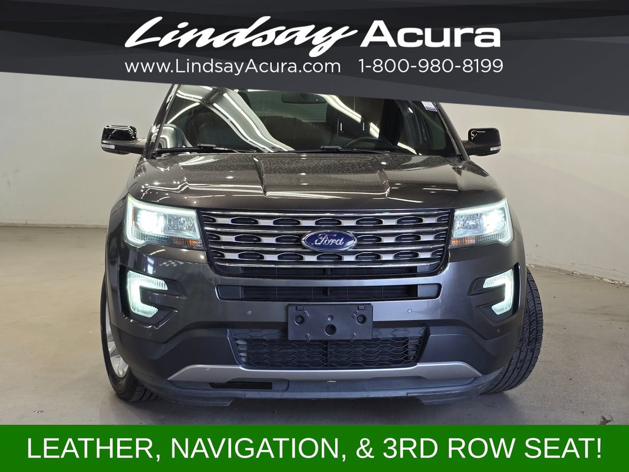 Used 2017 Ford Explorer XLT w/ Equipment Group 202A FWD image 2