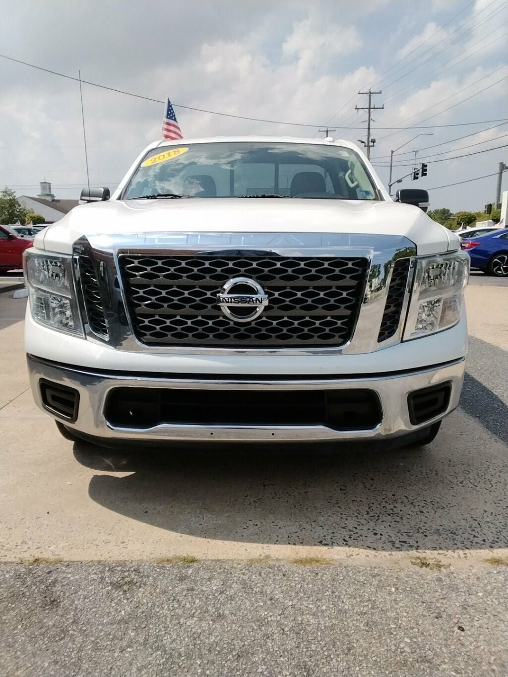 Used 2018 Nissan Titan SV RWD image 6