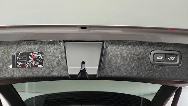 Used 2026 Volvo XC90 B6 Ultra w/ Protection Package AWD/4WD image 49