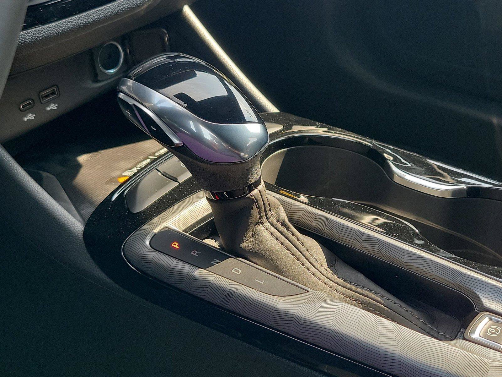 New 2026 Buick Envista Sport Touring w/ Convenience I Package FWD image 33