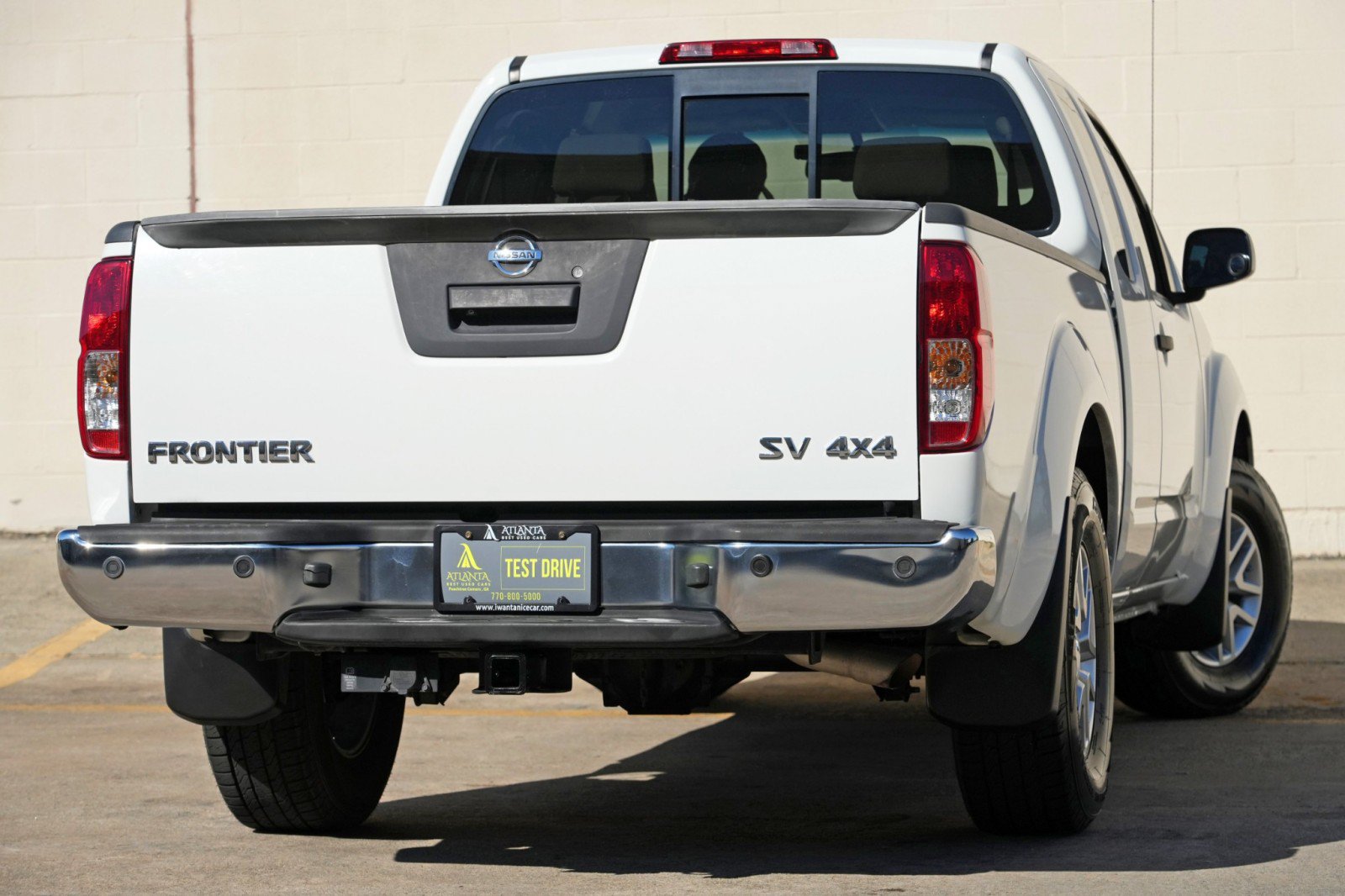 Used 2017 Nissan Frontier SV w/ SV Value Truck Package AWD/4WD image 4
