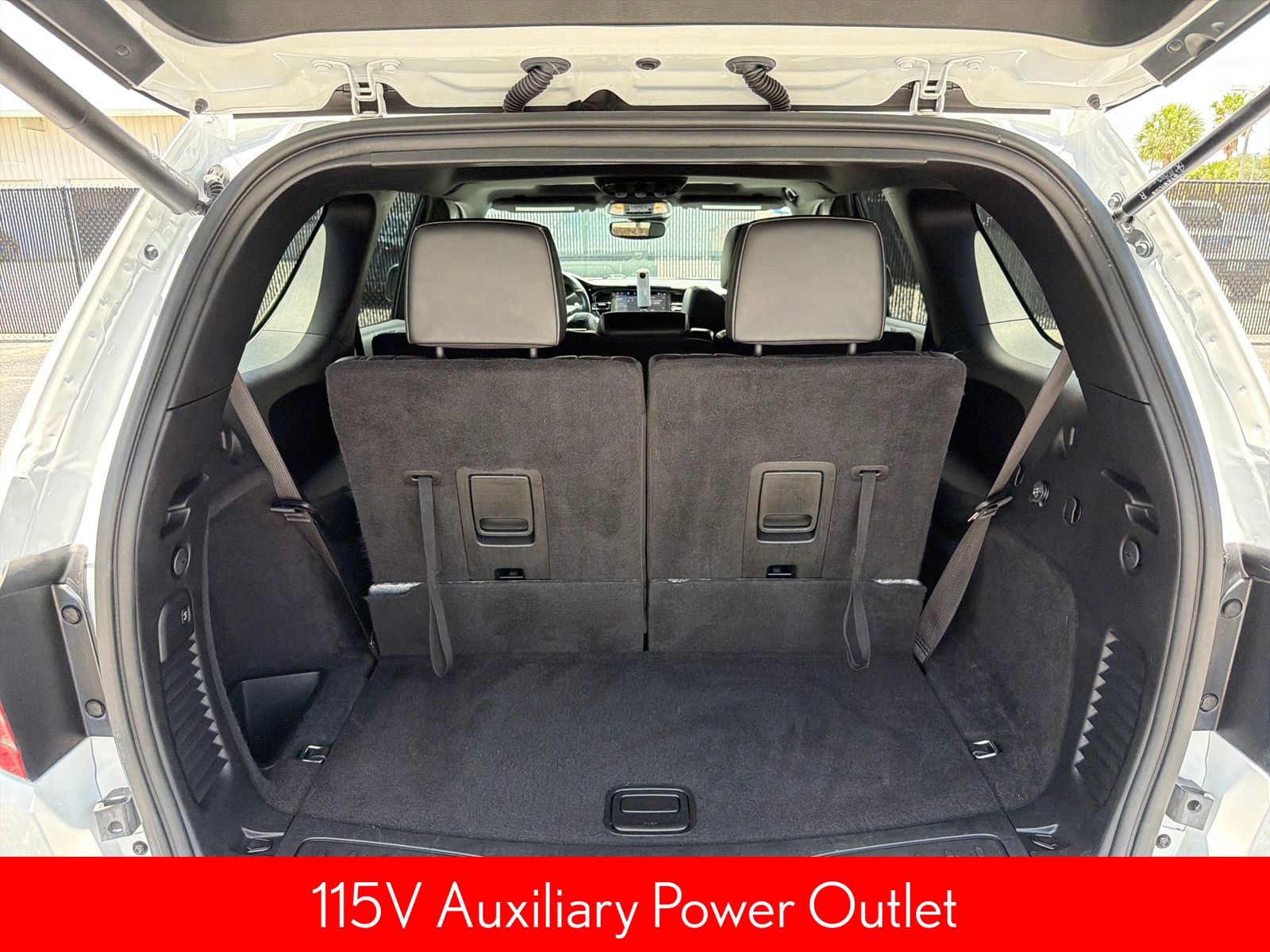 Used 2024 Dodge Durango GT RWD image 37
