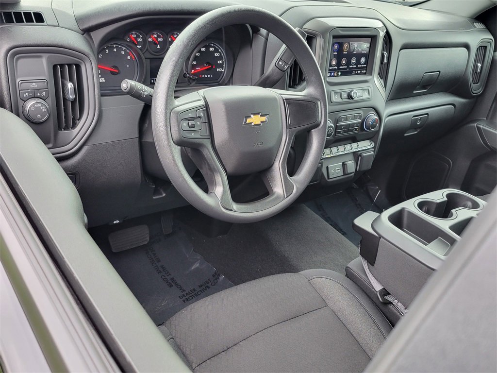 Used 2026 Chevrolet Silverado 1500 Custom image 3
