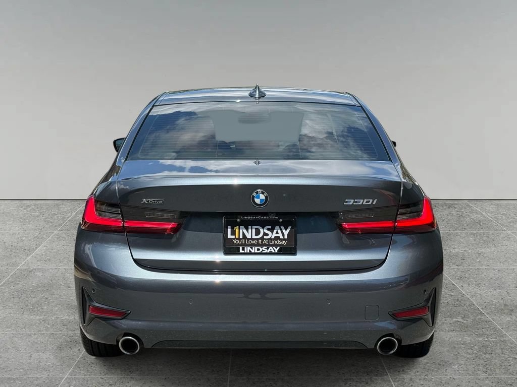 Used 2022 BMW 330i xDrive Sedan w/ Premium Package 2 AWD/4WD image 11