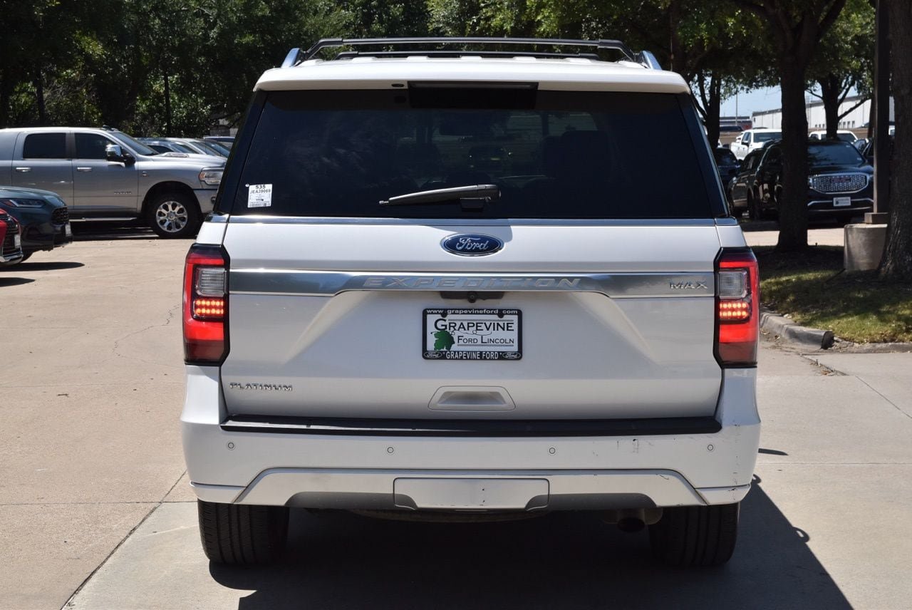 Used 2018 Ford Expedition Max Platinum AWD/4WD image 9
