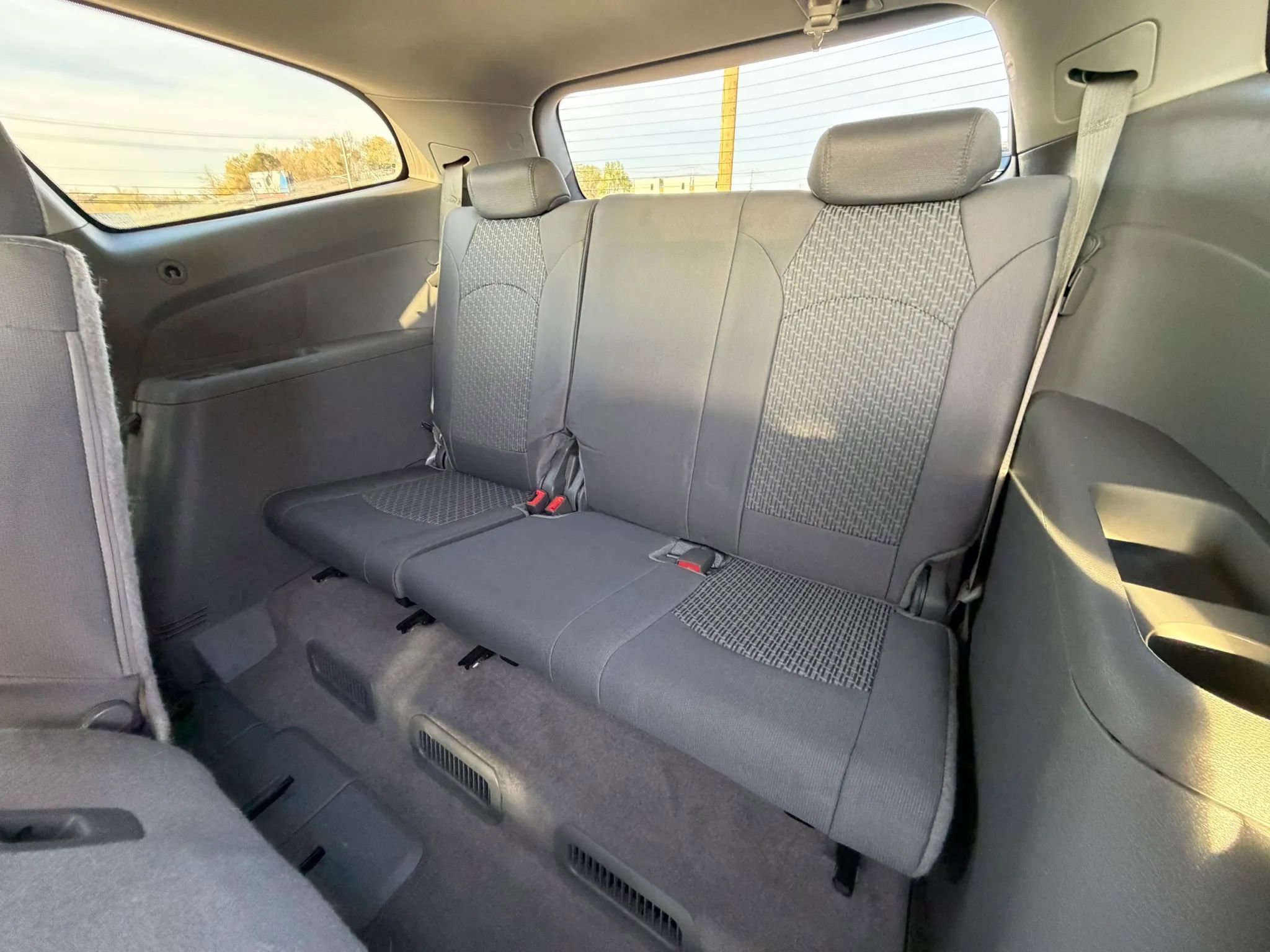 Used 2012 Chevrolet Traverse LT image 12