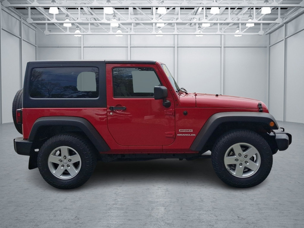 Used 2011 Jeep Wrangler Sport AWD/4WD image 6