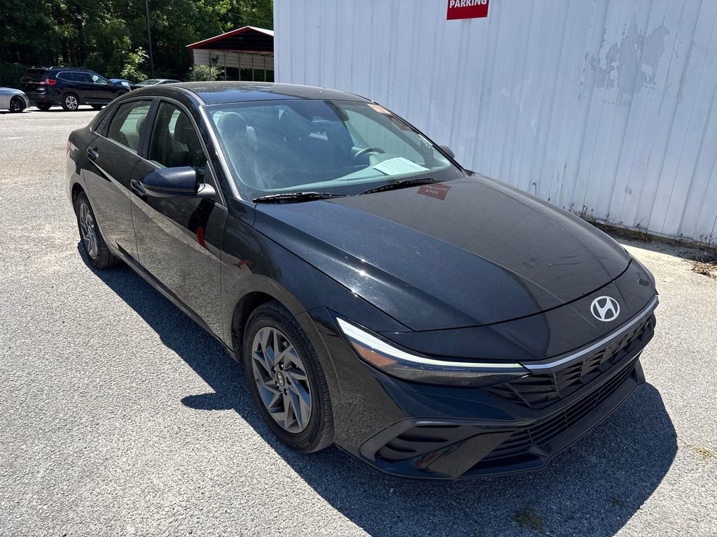 Used 2024 Hyundai Elantra SEL