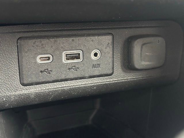Certified 2023 Buick Encore GX Select image 31