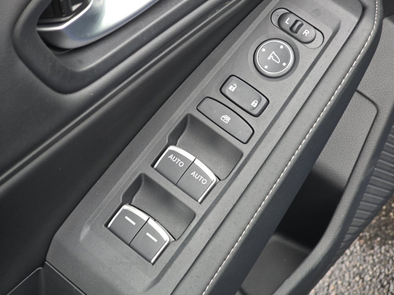 New 2025 Honda Accord Sport image 25