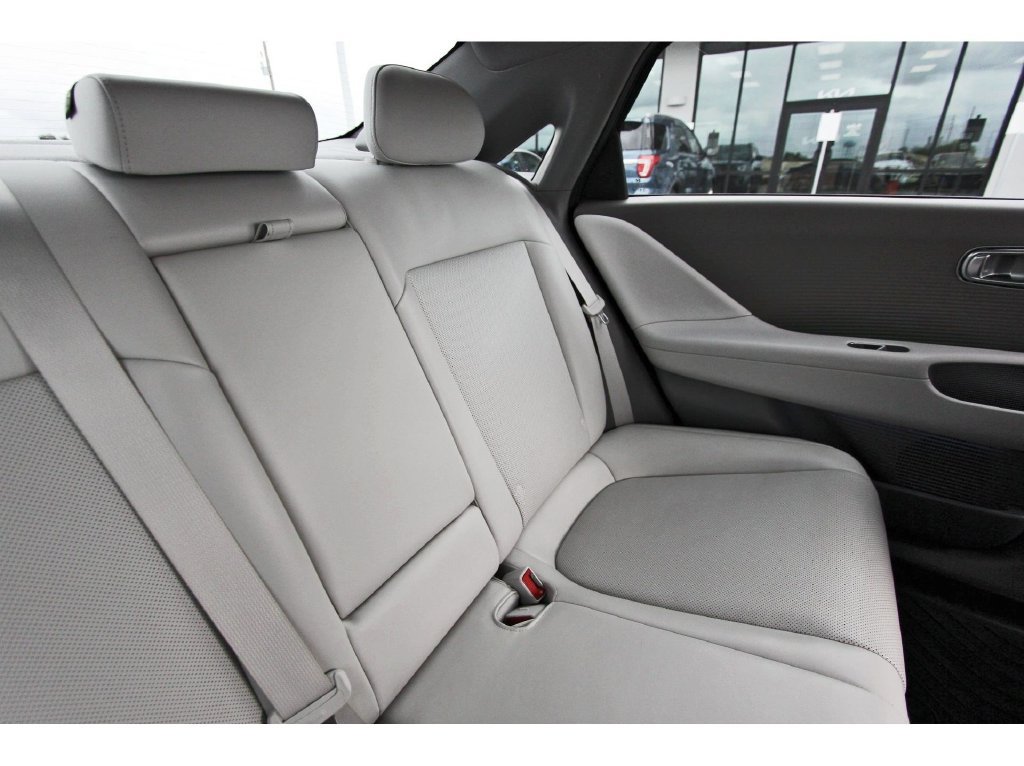 Used 2023 Hyundai Ioniq 6 SEL RWD image 13