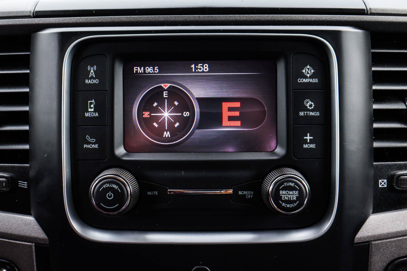 Used 2022 RAM 1500 Tradesman w/ Protection Group AWD/4WD image 7