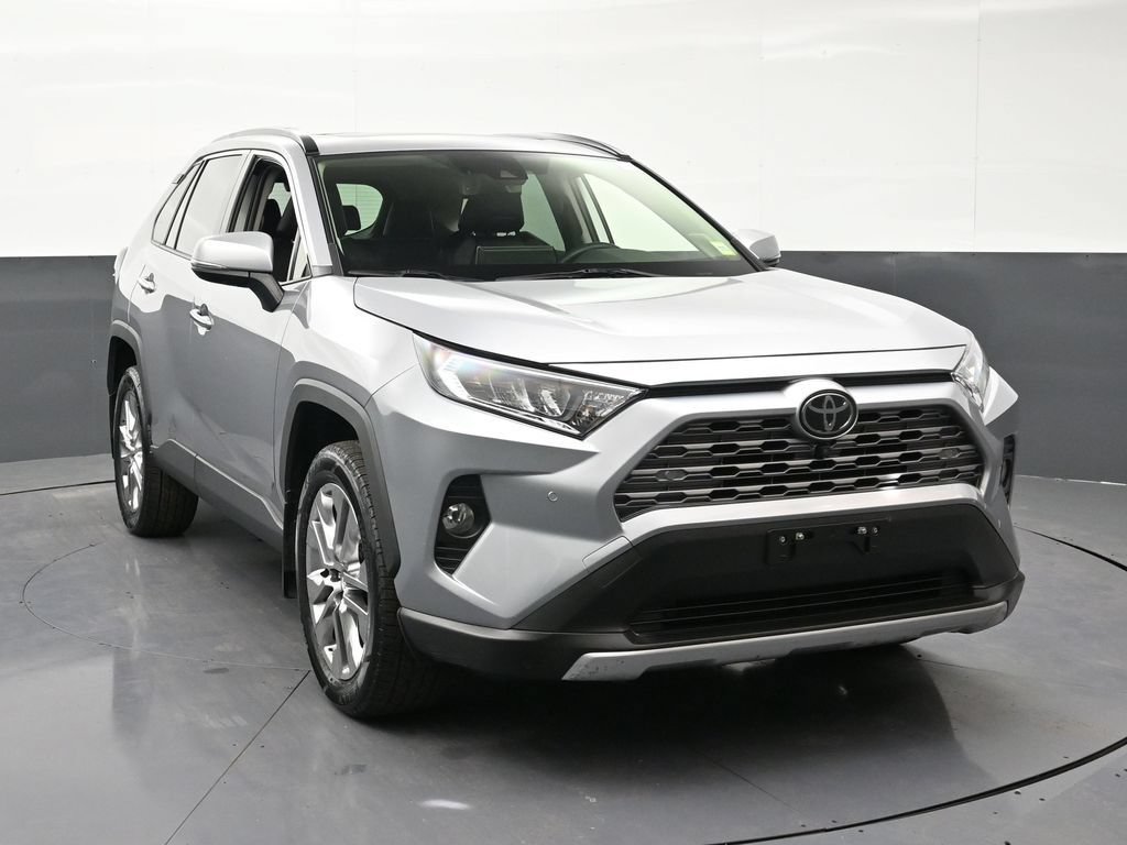 Used 2019 Toyota RAV4 Limited AWD/4WD image 7