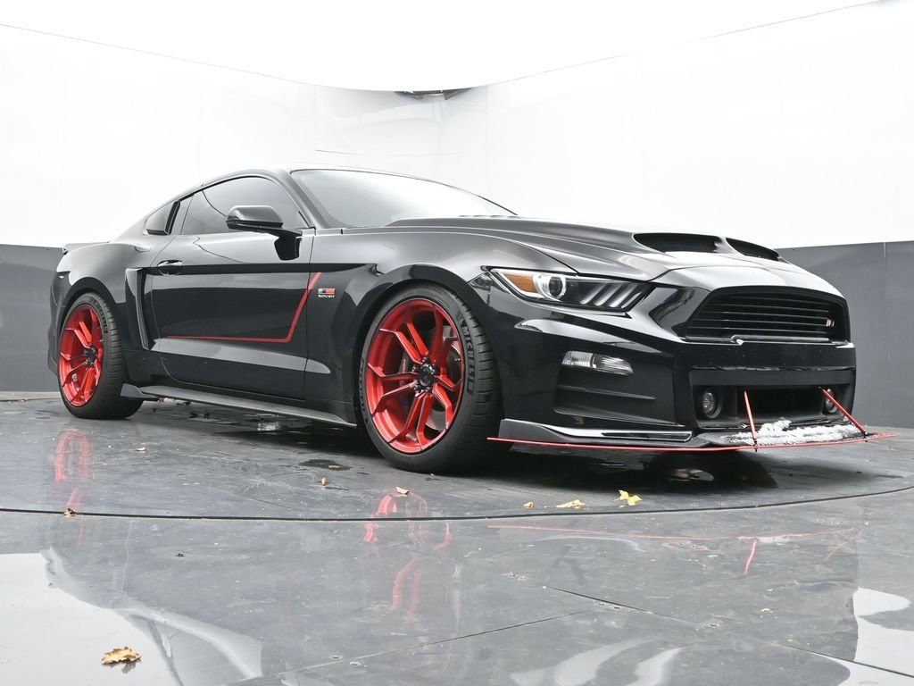 Used 2017 Ford Mustang GT Premium w/ GT Performance Package image 40
