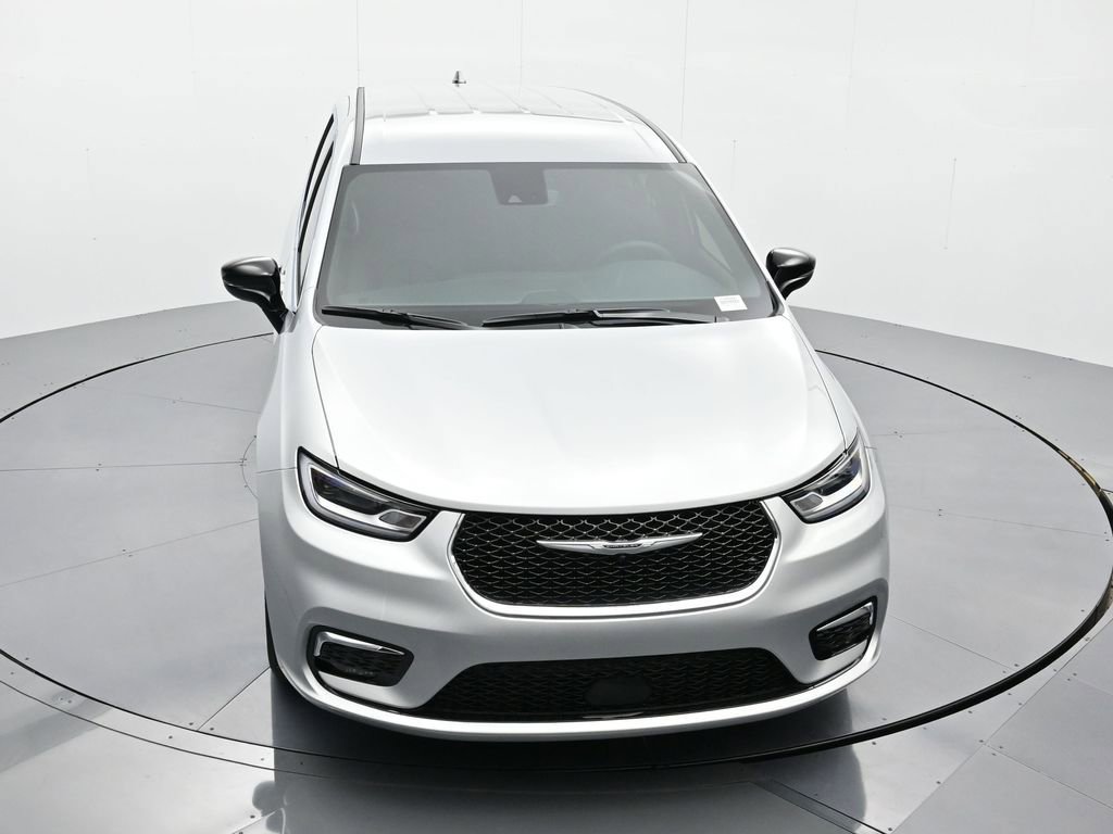 New 2026 Chrysler Pacifica Select FWD image 11