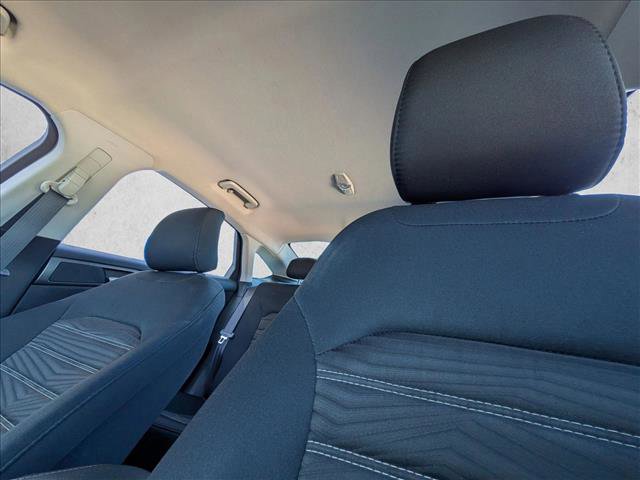 Used 2016 Ford Fusion SE image 14