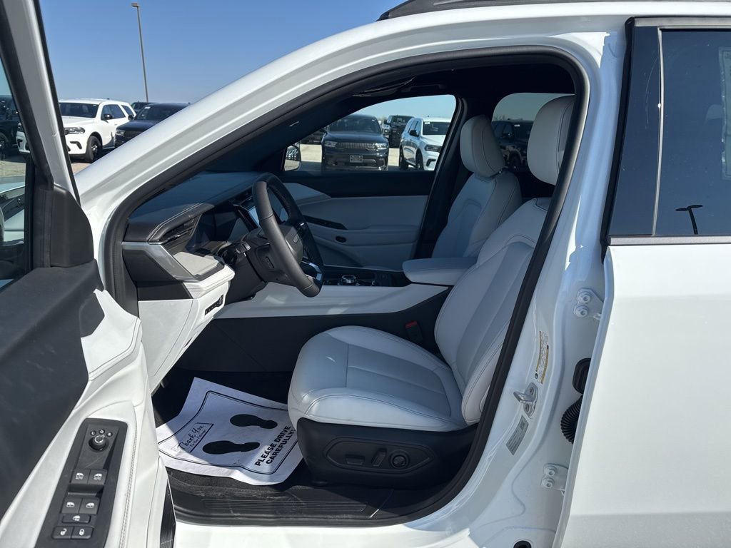 New 2026 Jeep Cherokee Limited image 10