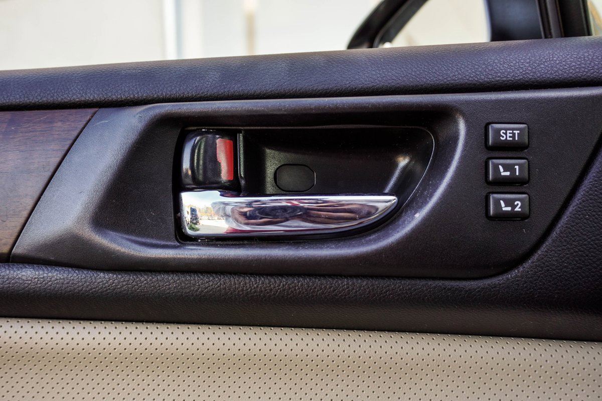 Used 2017 Subaru Outback 2.5i Limited image 14