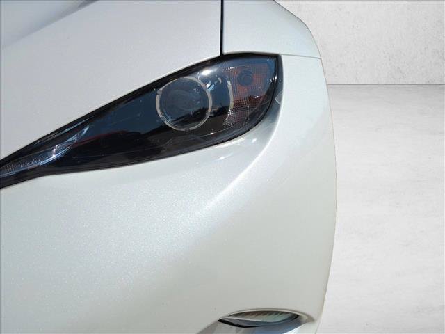 Used 2018 MAZDA MX-5 Miata Grand Touring RWD image 9