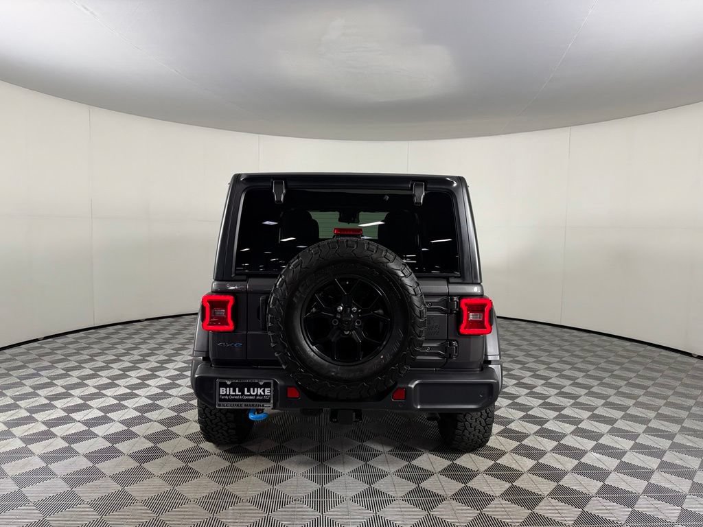 Used 2024 Jeep Wrangler Unlimited AWD/4WD image 8