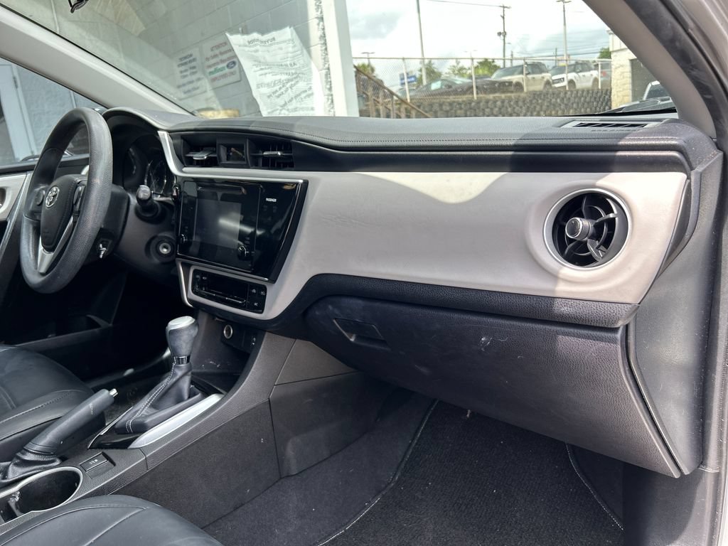 Used 2017 Toyota Corolla LE FWD image 15