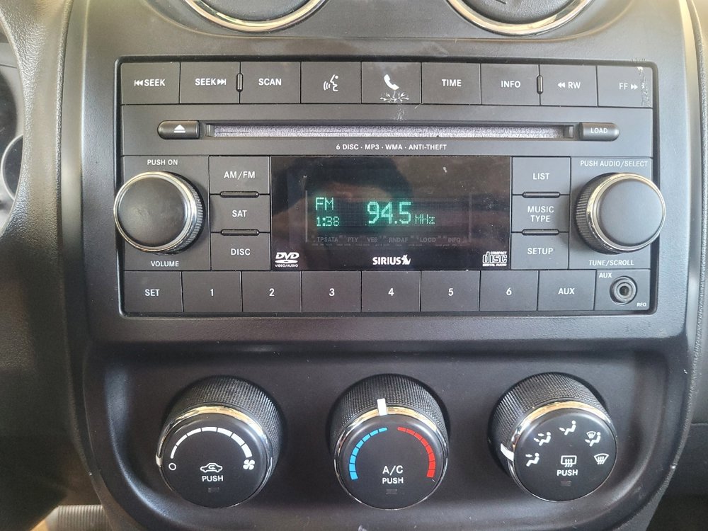 Used 2016 Jeep Compass Sport image 25