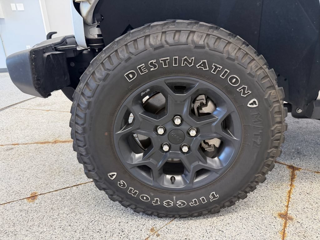 Used 2024 Jeep Wrangler Sport AWD/4WD image 13