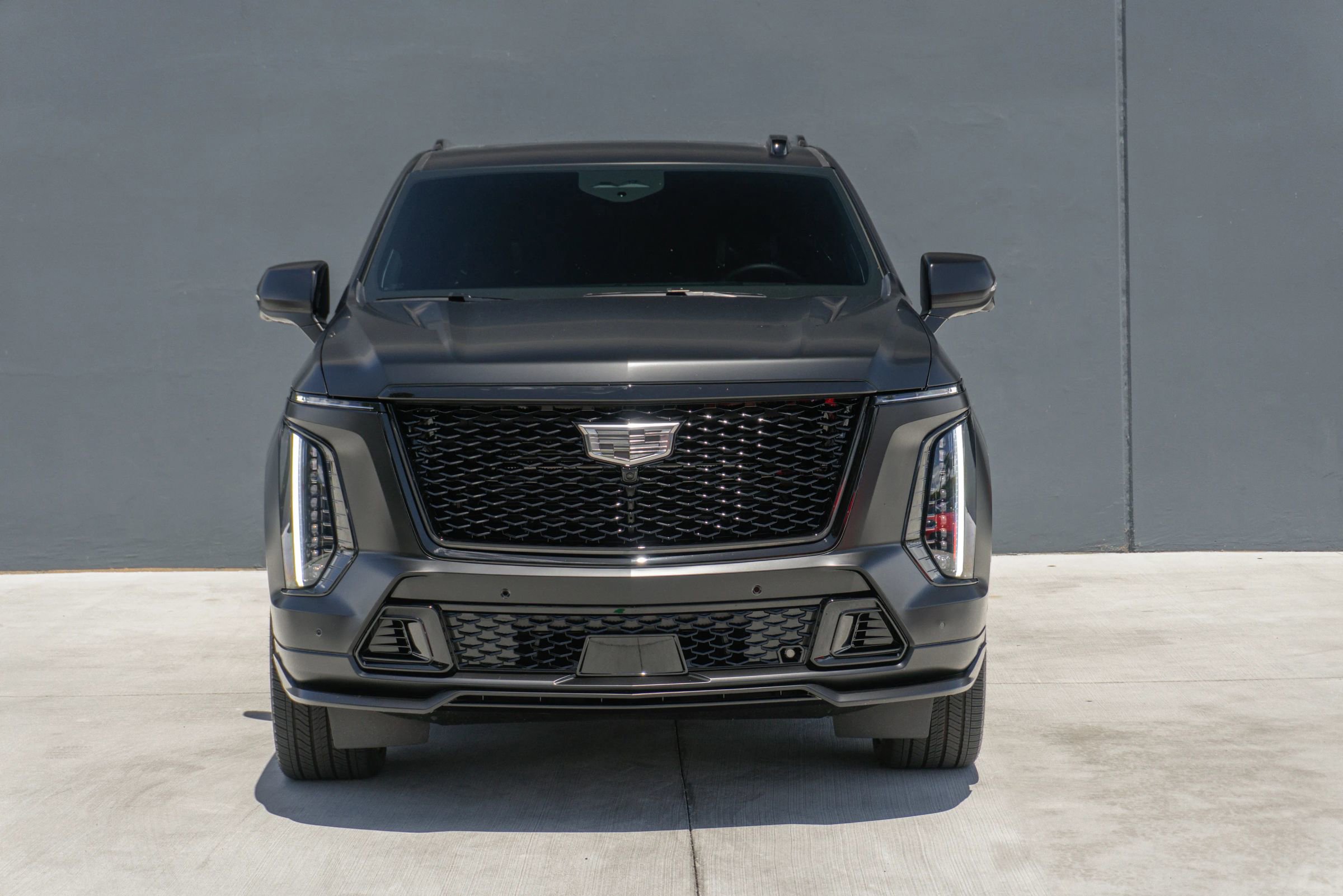 Used 2026 Cadillac Escalade V AWD/4WD image 4