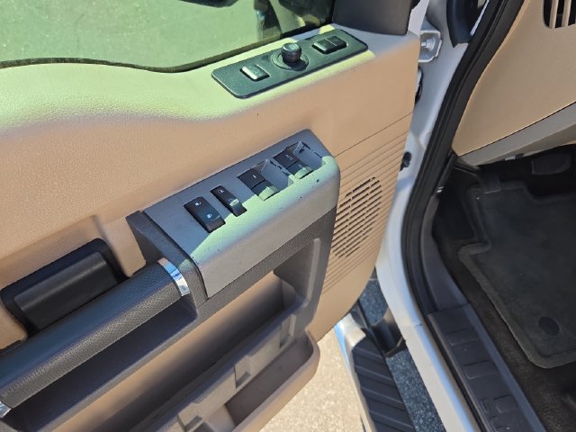 Used 2015 Ford F250 Lariat w/ Lariat Ultimate Package AWD/4WD image 10