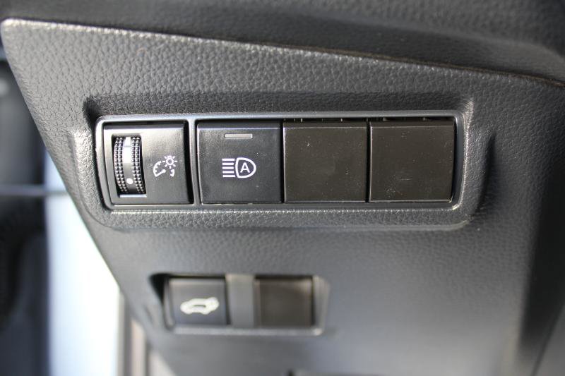 Used 2024 Toyota Corolla Cross XLE w/ Convenience Package image 26