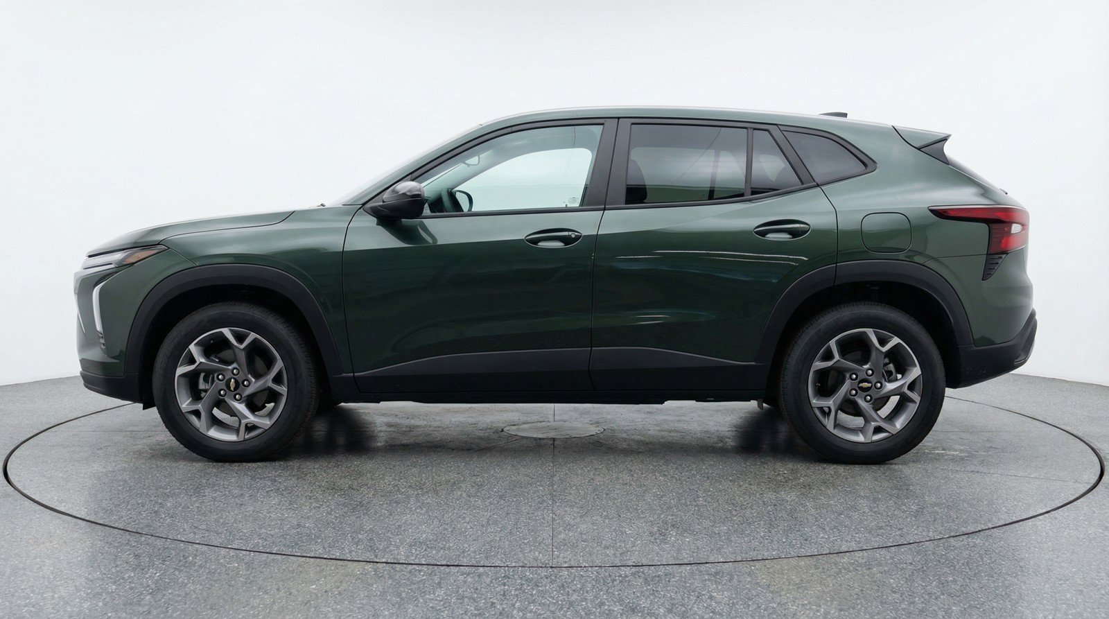 Used 2025 Chevrolet Trax LT image 5